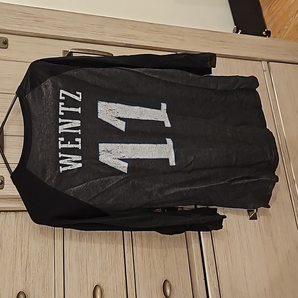 Eagles Carson Wentz Shirt - Picture 2 of 4